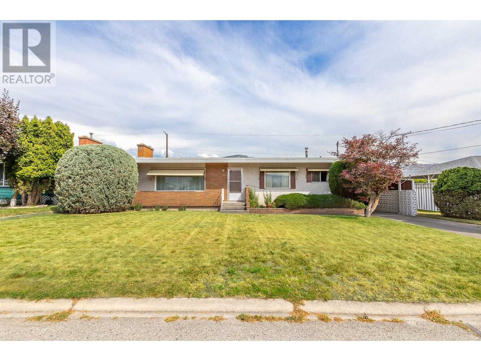  2450 McKenzie Street, Penticton