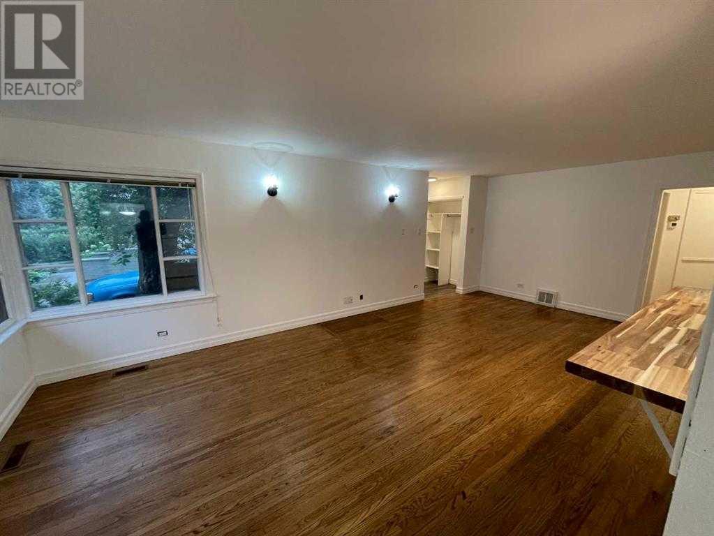 Single Family House Bungalow for Sale in  A Street S Victoria Park Lethbridge 
