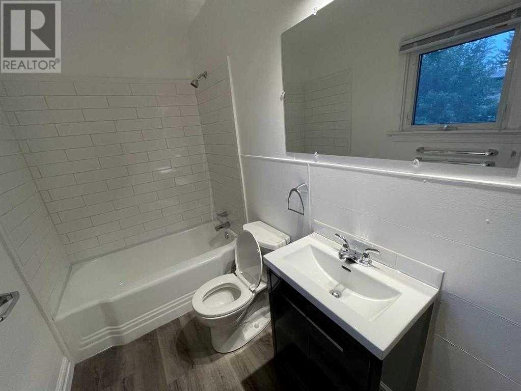 Single Family House Bungalow for Sale in  A Street S Victoria Park Lethbridge 
