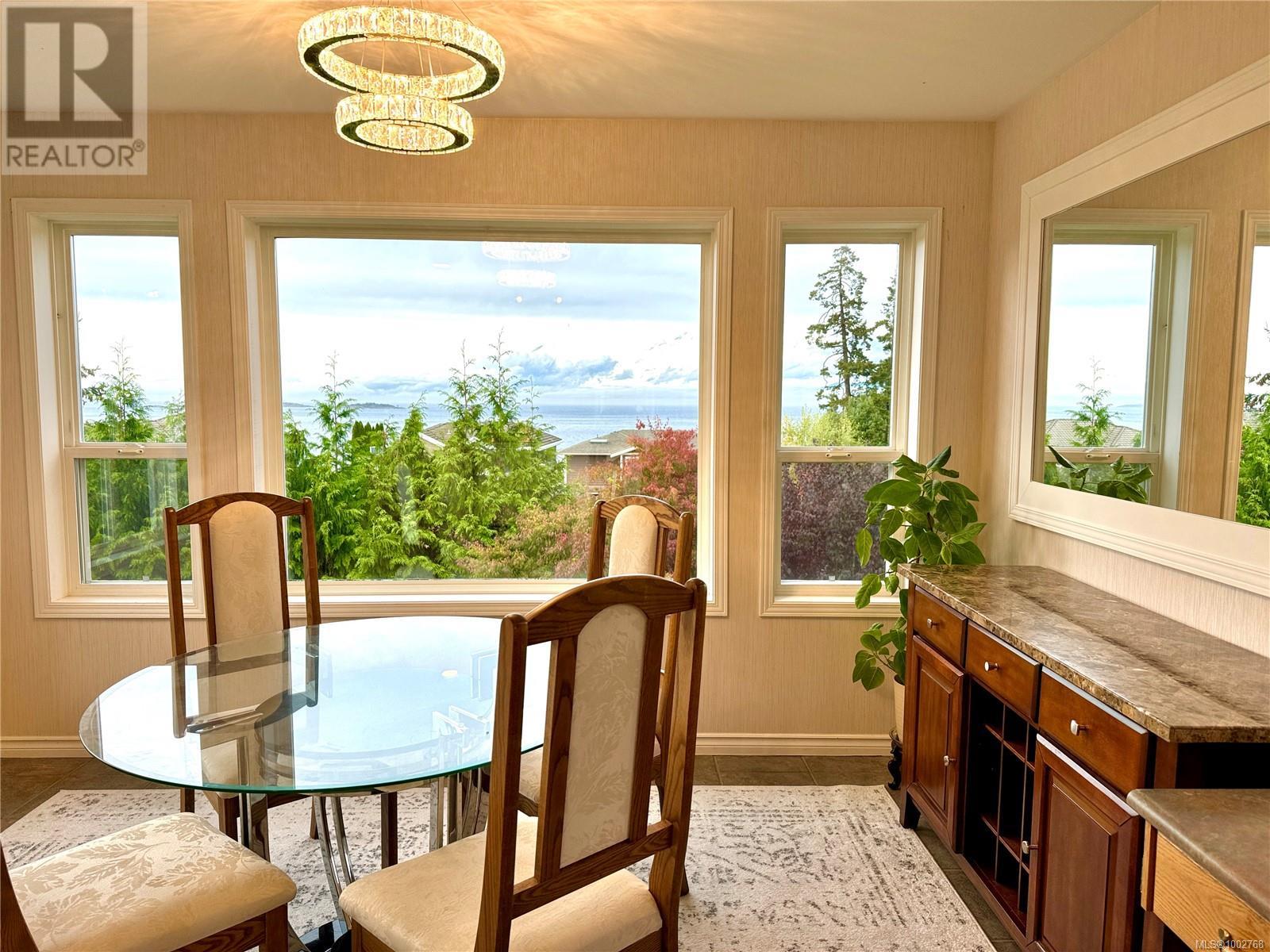 6568 Pelican Way, Nanaimo