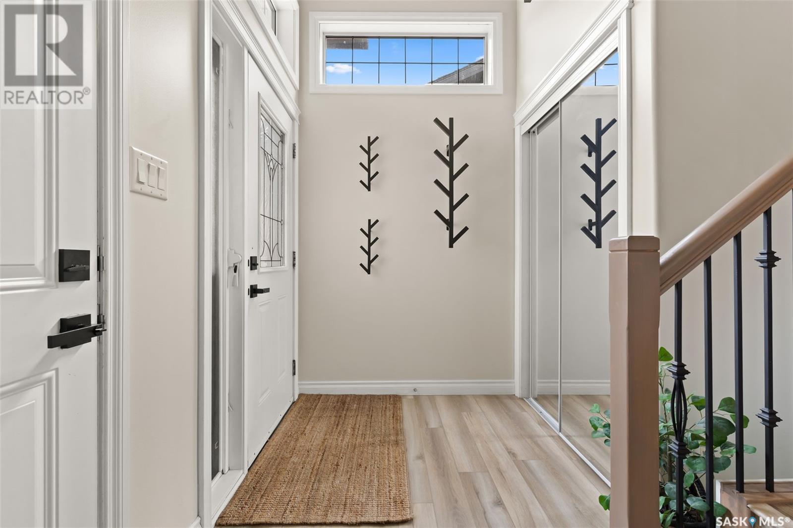Single Family House Bi-level for Sale in  Sunninghill CRESCENT Regina 