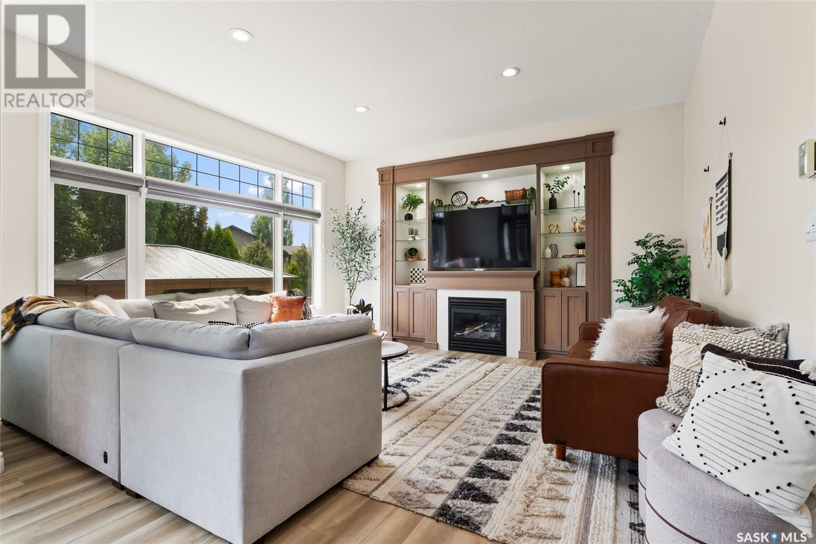 Single Family House Bi-level for Sale in  Sunninghill CRESCENT Regina 