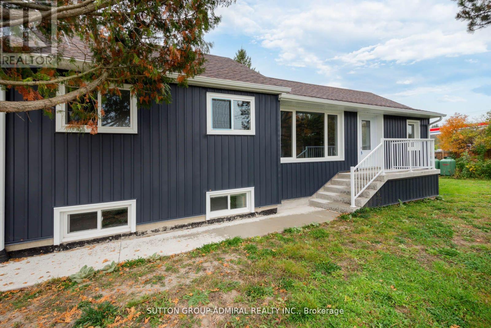 Photo 2 of 10 6794 County Road, New Tecumseth ON