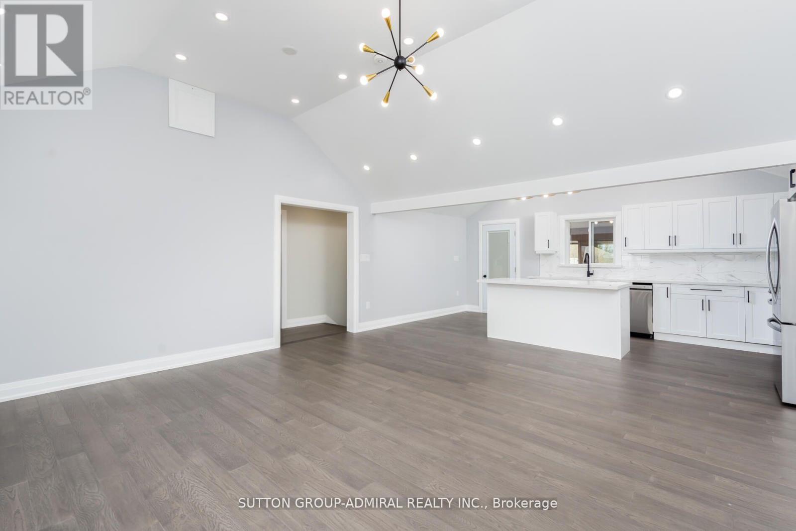 Photo 4 of 10 6794 County Road, New Tecumseth ON