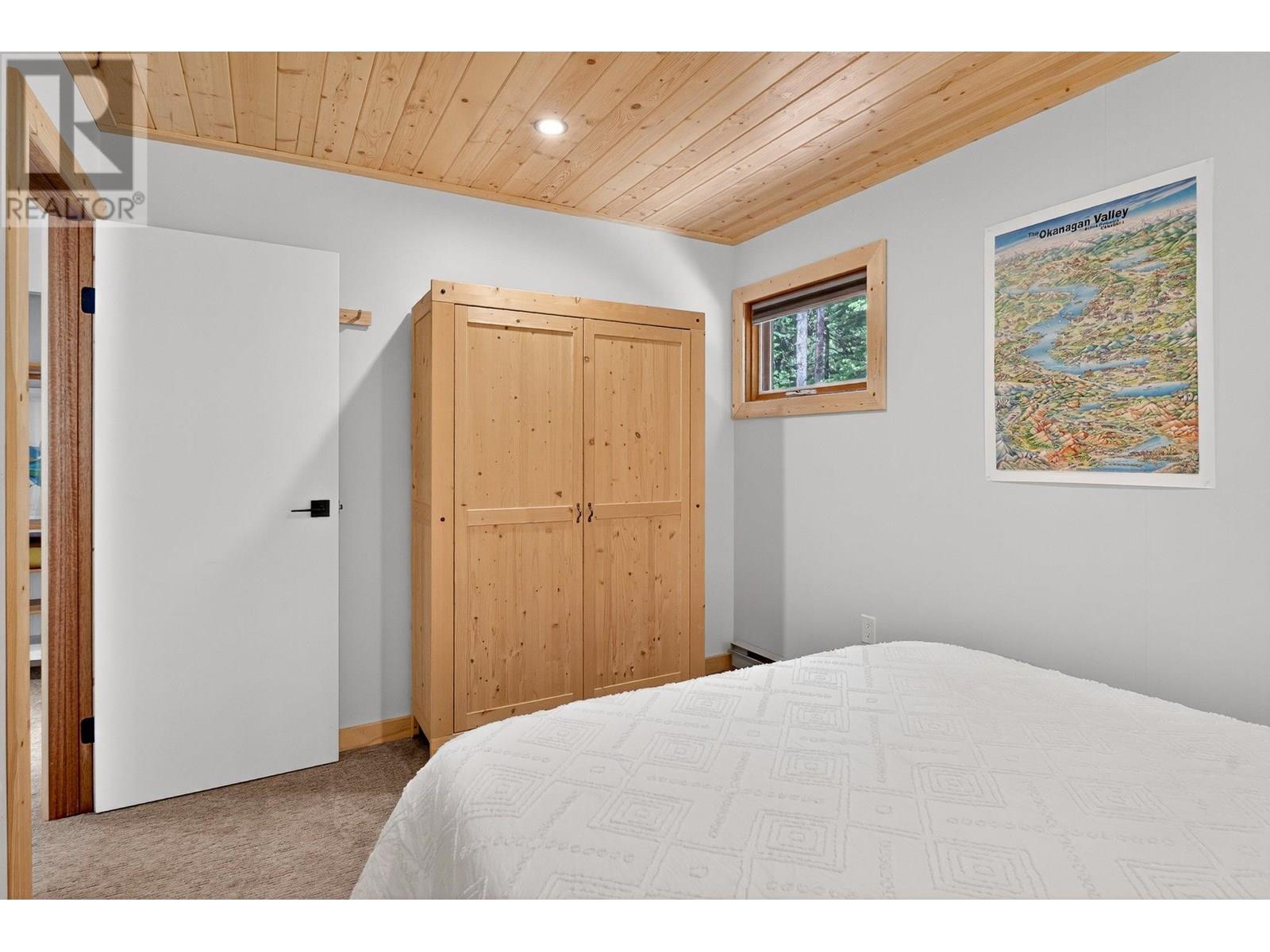 103 Whitetail Road Unit# 102, Apex Mountain