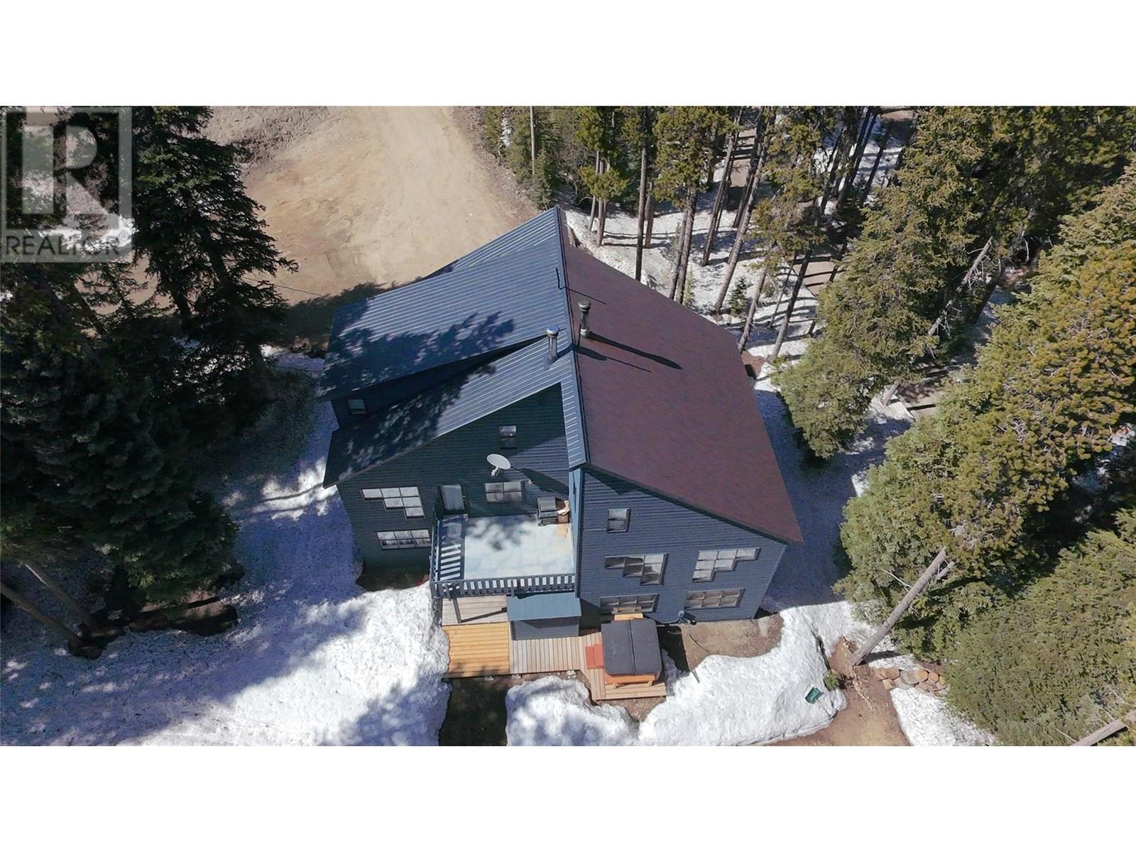 103 Whitetail Road Unit# 102, Apex Mountain