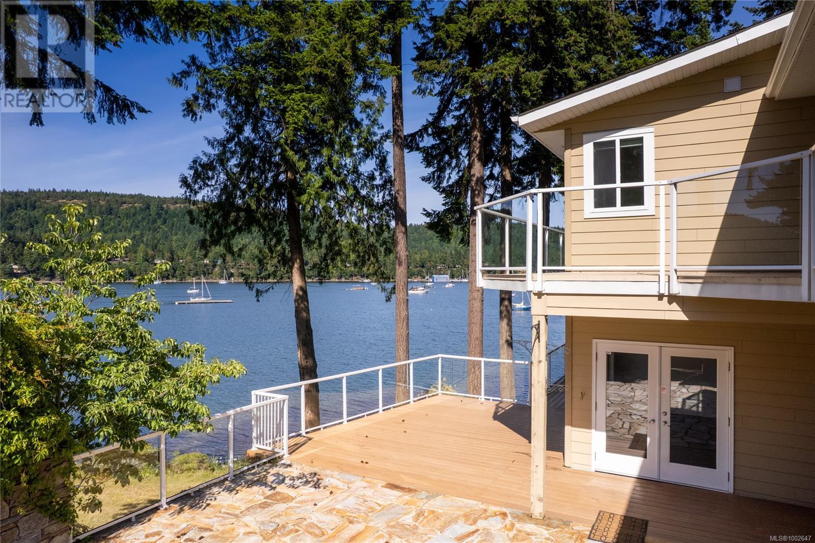 12475 Rocky Creek Rd, Ladysmith