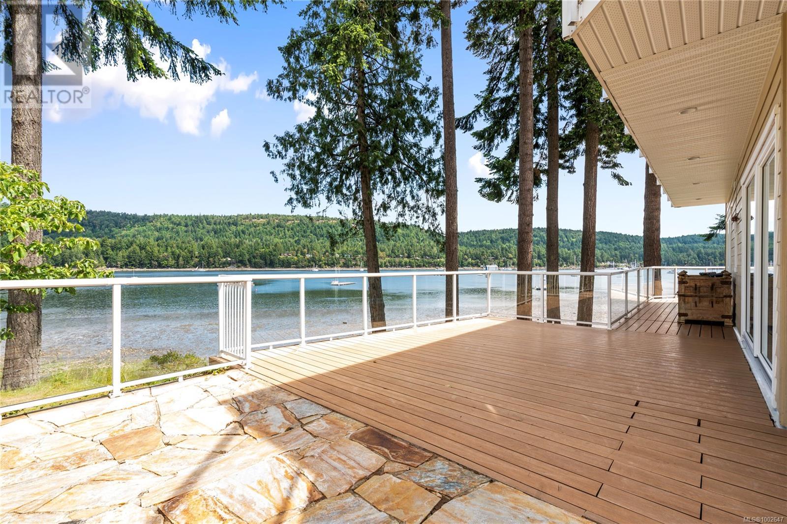 12475 Rocky Creek Rd, Ladysmith