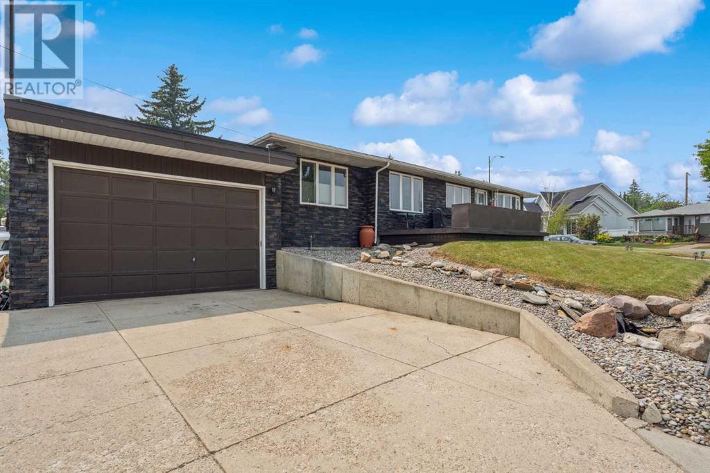 Single Family House Bungalow for Sale in  Manor Road SW Meadowlark Park Calgary 