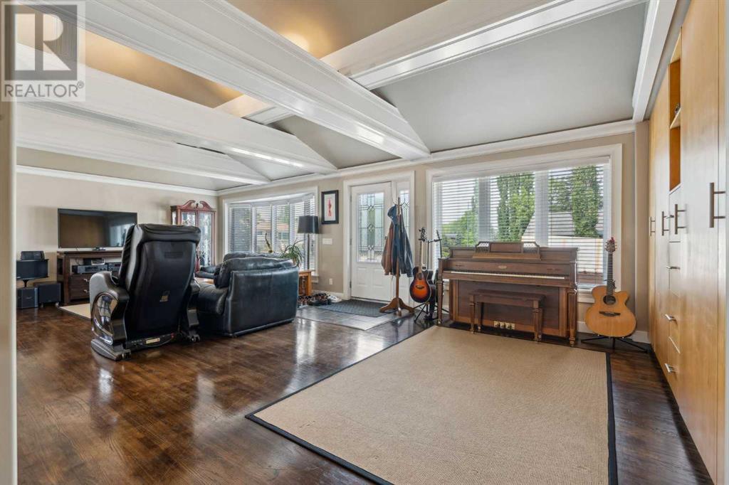 Single Family House Bungalow for Sale in  Manor Road SW Meadowlark Park Calgary 