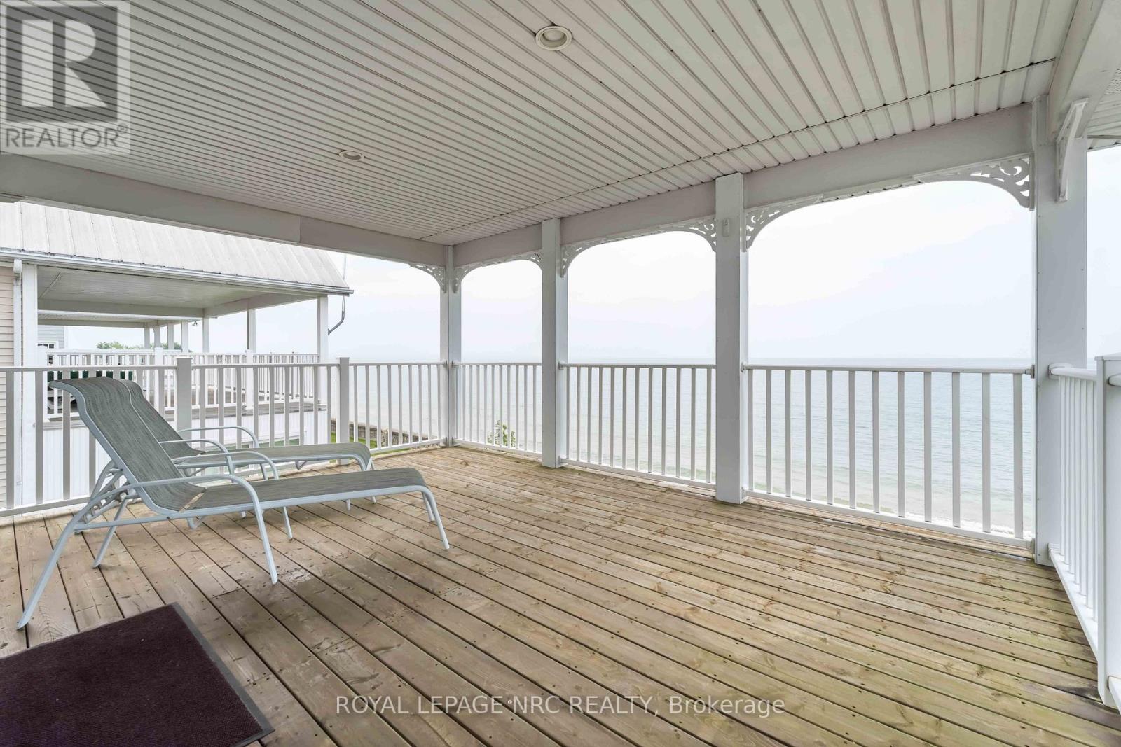 41 PROMENADE WAY - 24