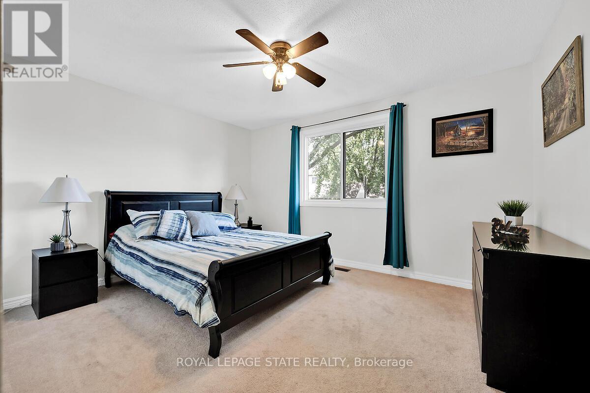 Photo 29 of 4 Bing Crescent, Hamilton ON