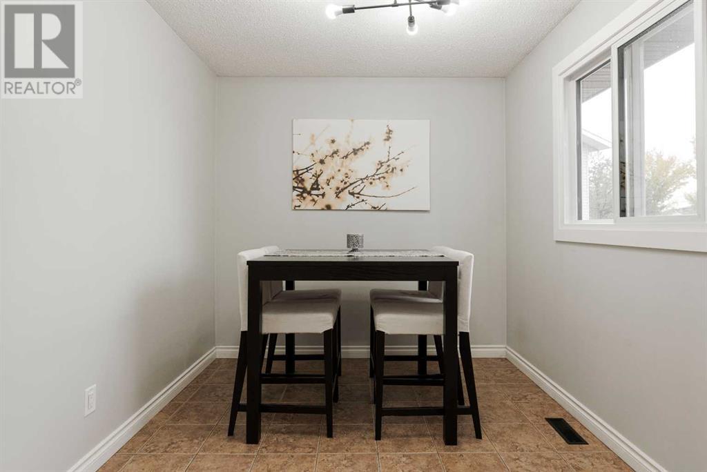 Photo 26 of 179 Cochrane Crescent, Fort Mcmurray AB
