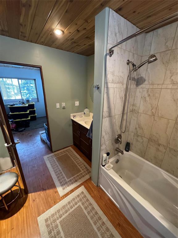 Photo 3 of 3 112115 Traverse Bay Road N, Traverse Bay MB