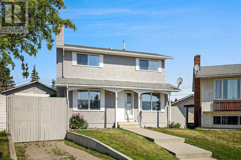 352 Penworth Way SE, Calgary, Alberta