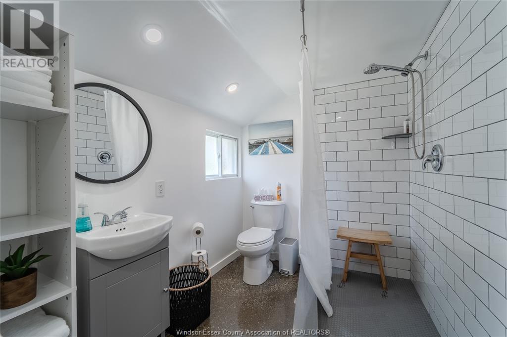 Photo 22 of 1341 Heritage, Kingsville ON