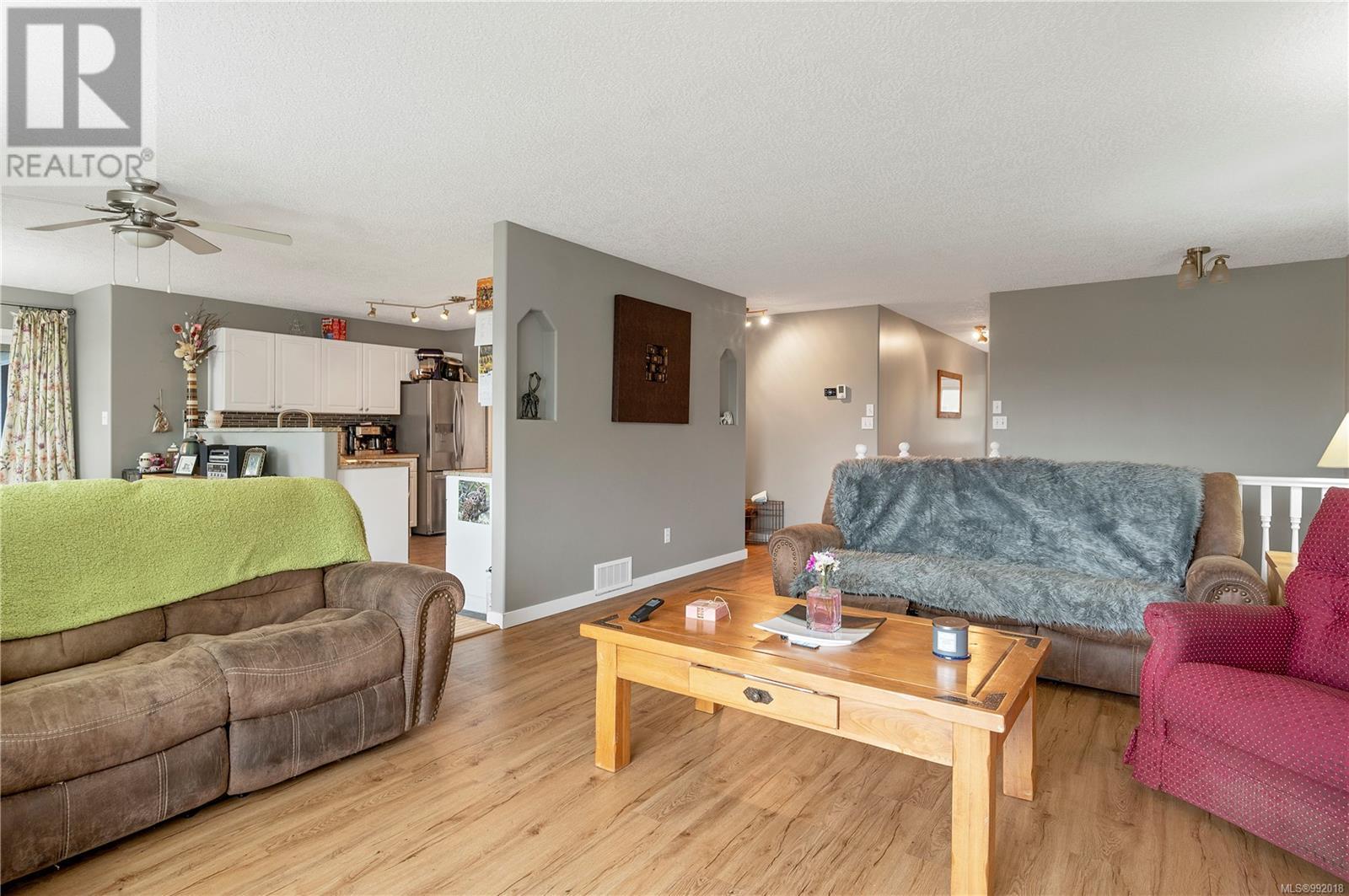 1317 Caramel Cres, Campbell River real estate listing 992018
