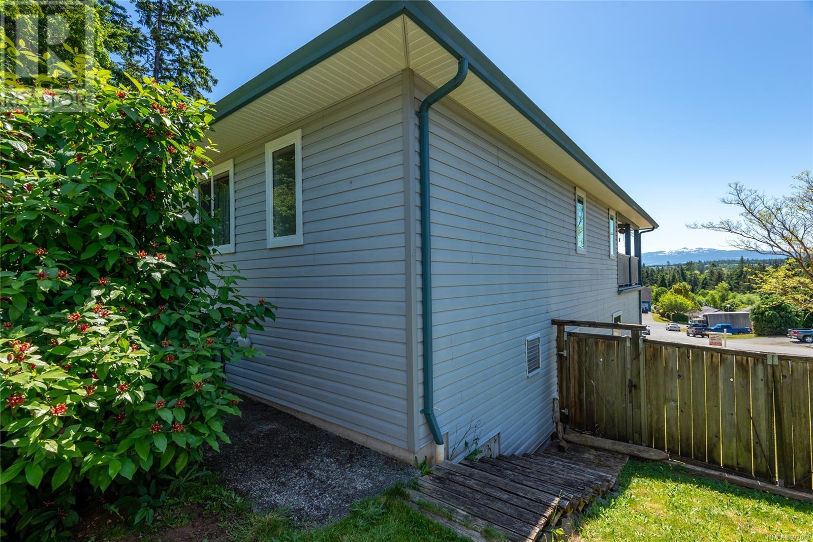 1317 Caramel Cres, Campbell River real estate listing 992018