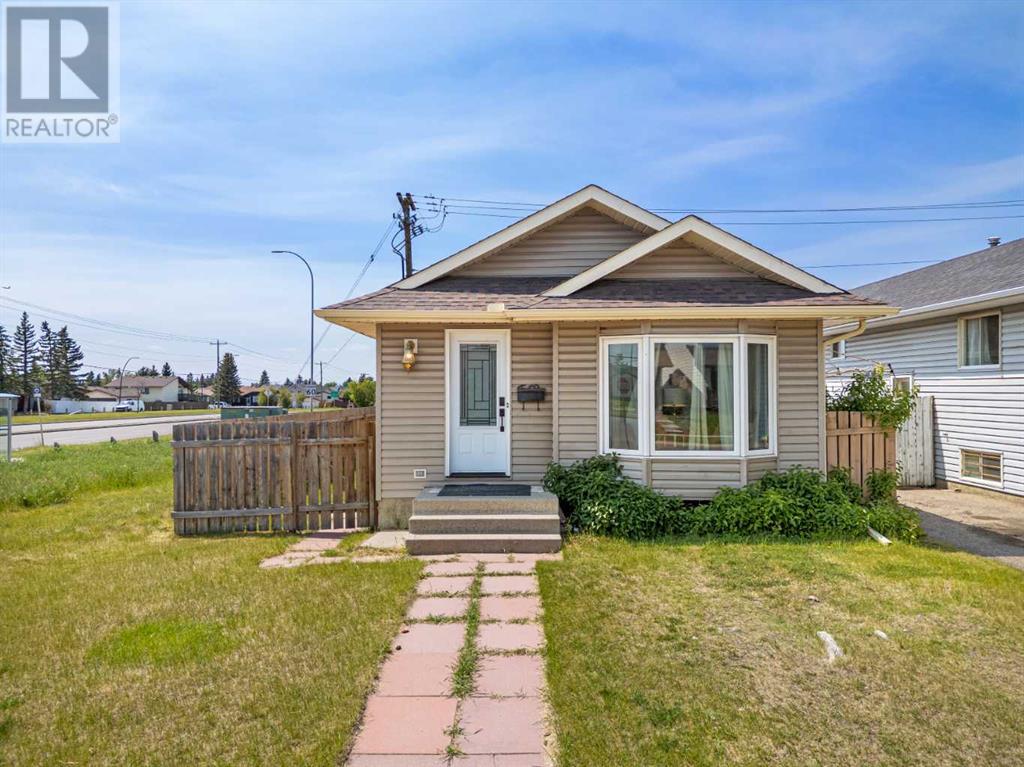 6503 Martingrove Drive NE, Calgary, Alberta