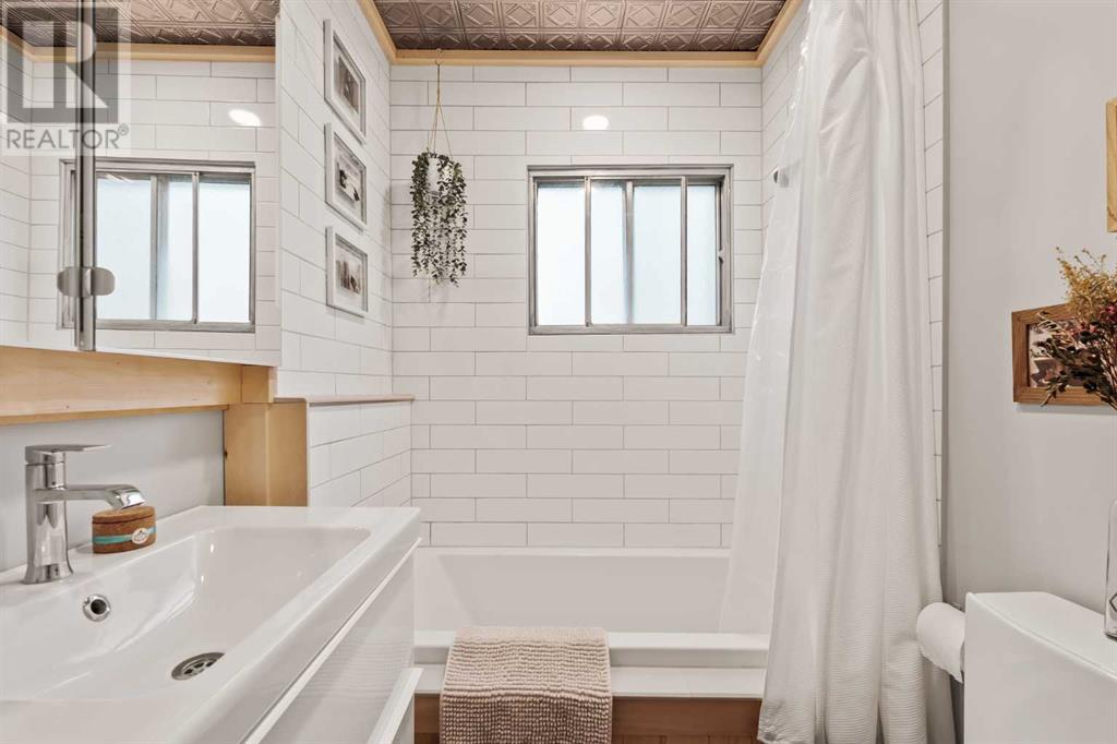 Single Family House Bungalow for Sale in  A Street SE Inglewood Calgary 