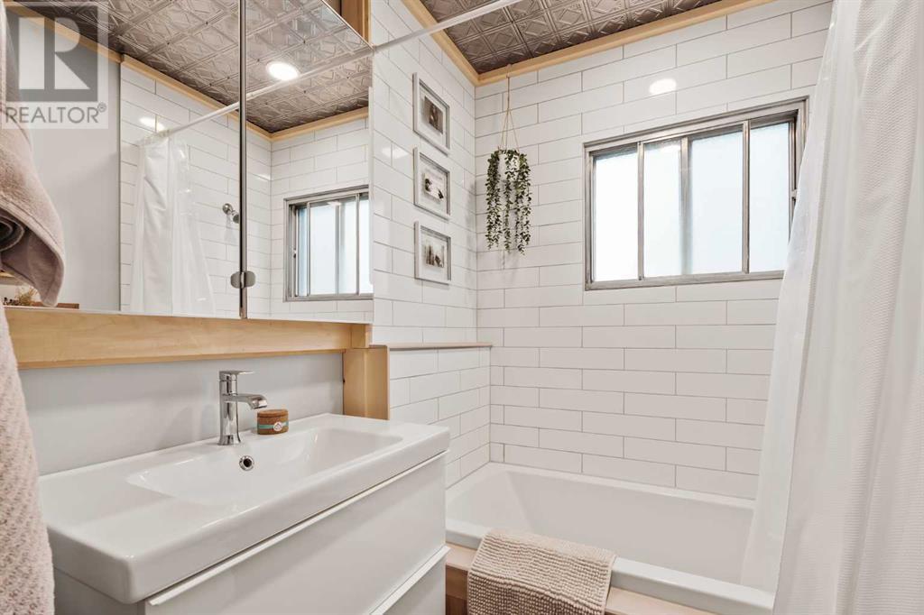 Single Family House Bungalow for Sale in  A Street SE Inglewood Calgary 