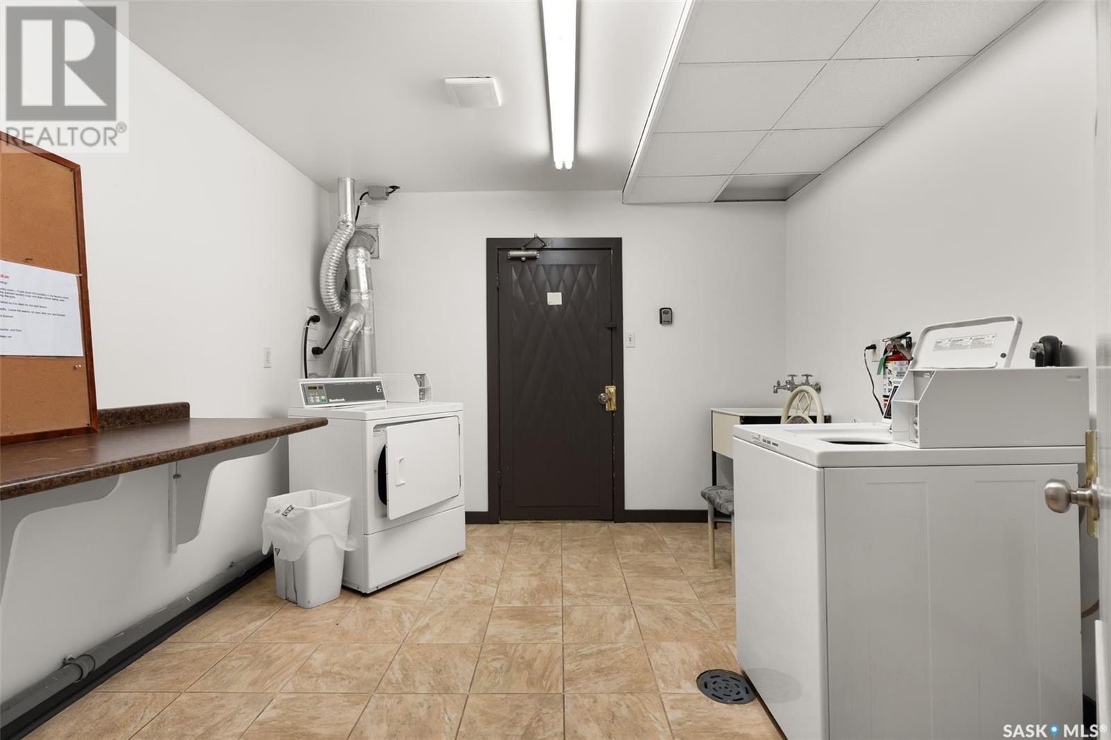 Photo 20 of 29 42 Spence Street, Regina SK