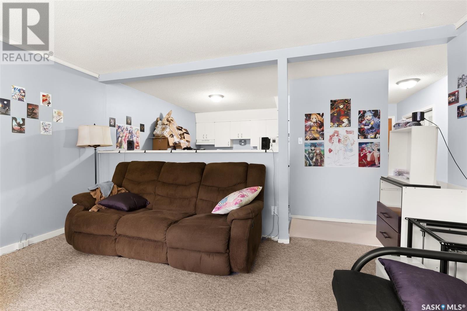Photo 9 of 29 42 Spence Street, Regina SK