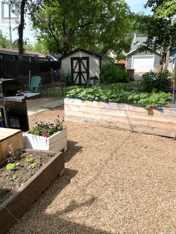 Photo 8 of 2344 Wallace Street, Regina SK