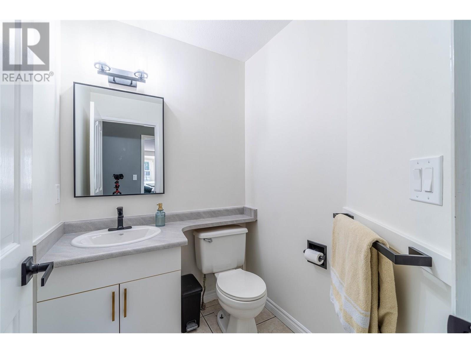 Photo 18 of 865 Alview Crescent, Kamloops BC