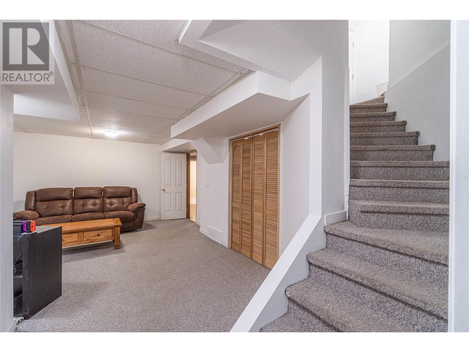 Photo 35 of 865 Alview Crescent, Kamloops BC