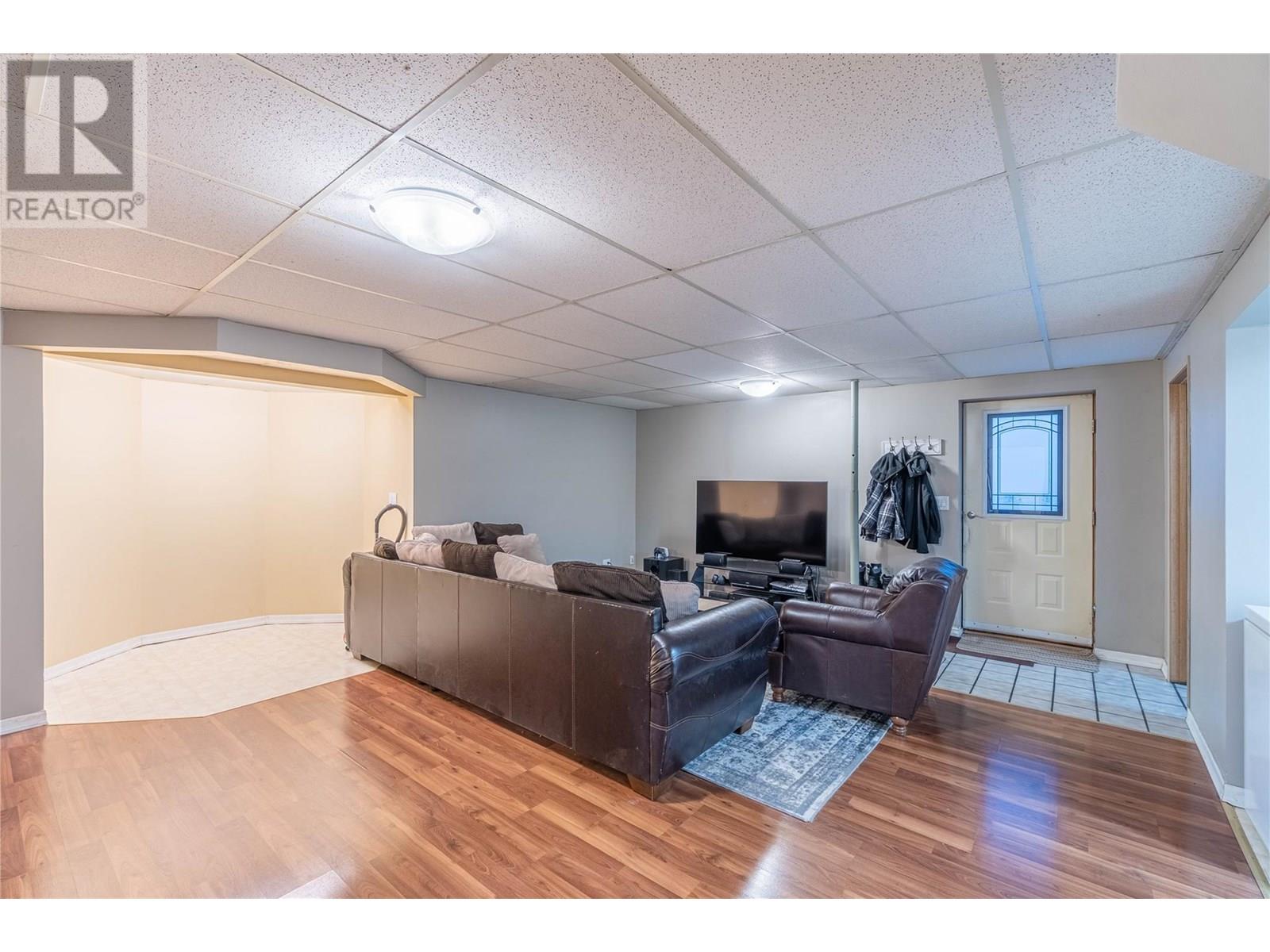 Photo 17 of 865 Alview Crescent, Kamloops BC