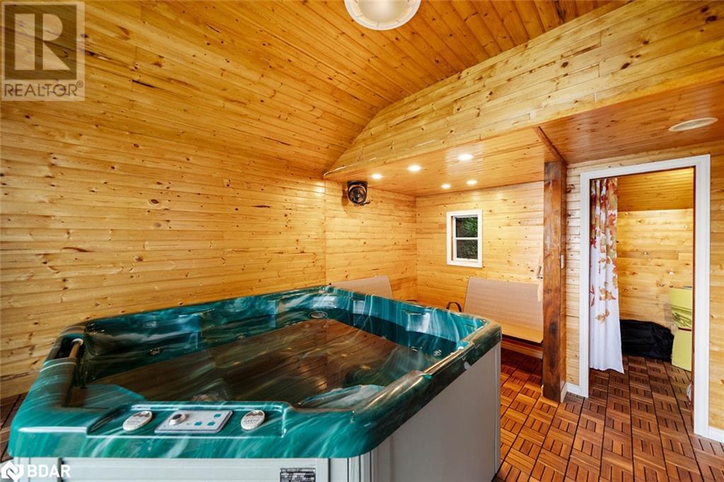 Photo 6 of 1033 Harvest Moon Lane, Algonquin Highlands ON