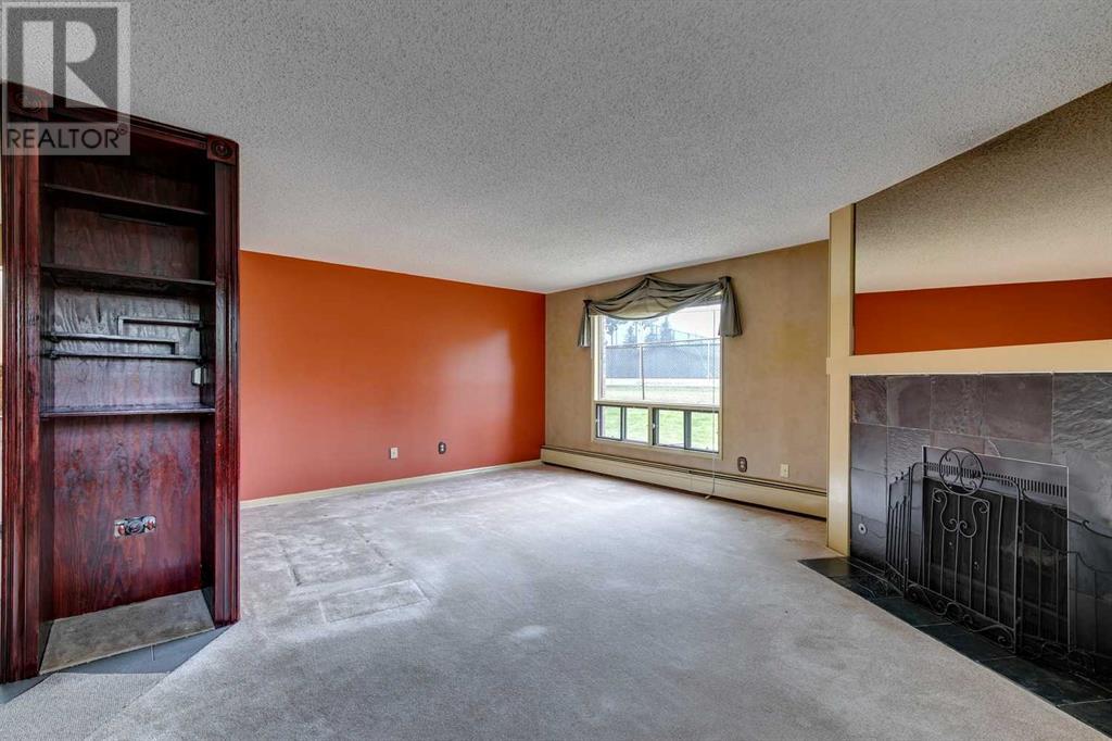 Single Family House for Sale in   Oakfield Drive SW Oakridge Calgary 