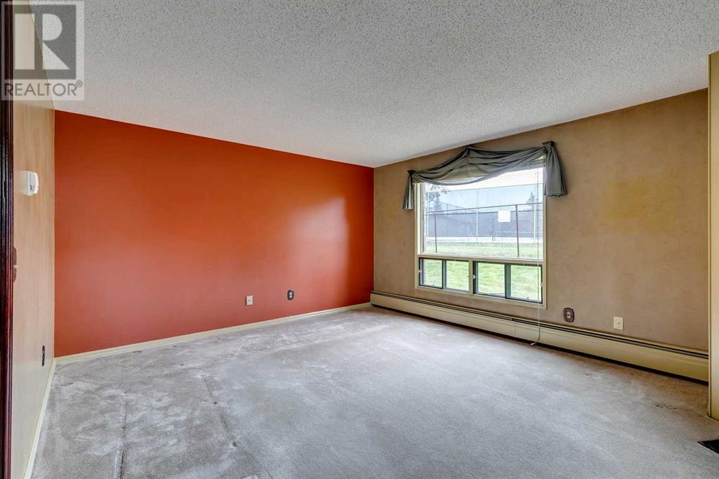 Single Family House for Sale in   Oakfield Drive SW Oakridge Calgary 