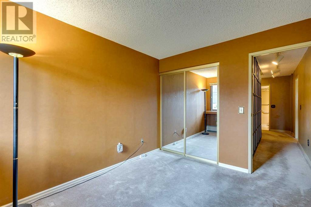 Single Family House for Sale in   Oakfield Drive SW Oakridge Calgary 