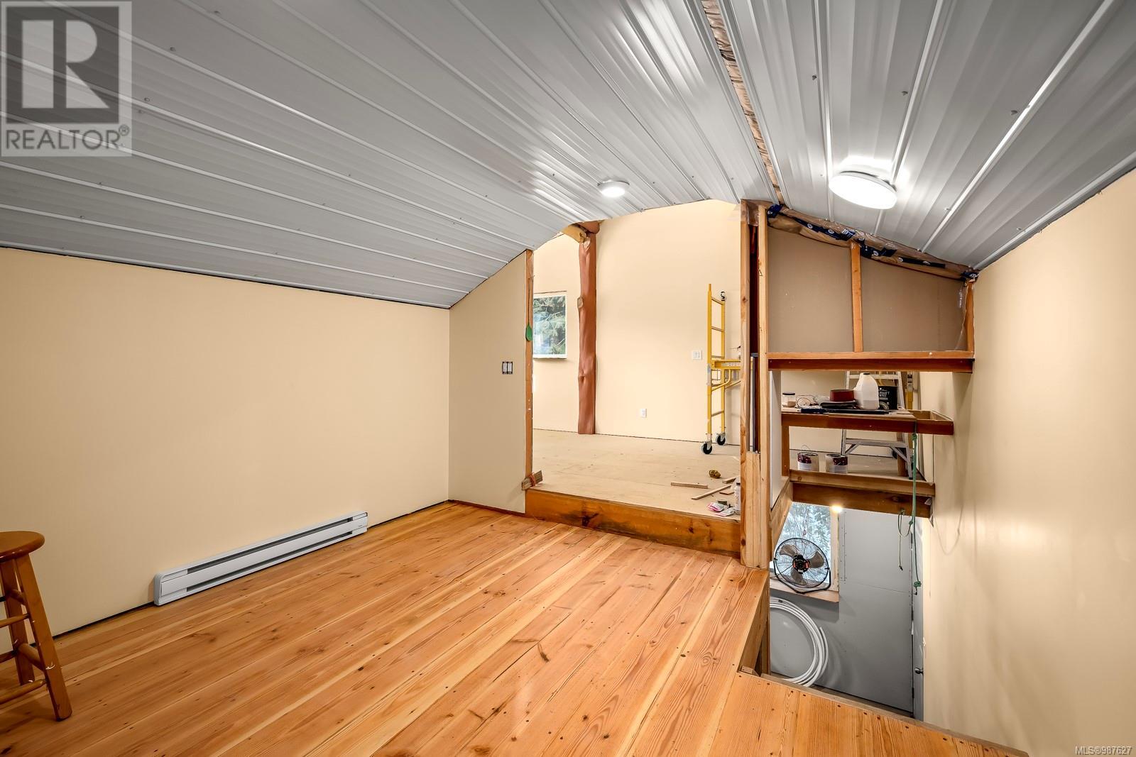 2156 Coleman Rd, Courtenay real estate listing 987627