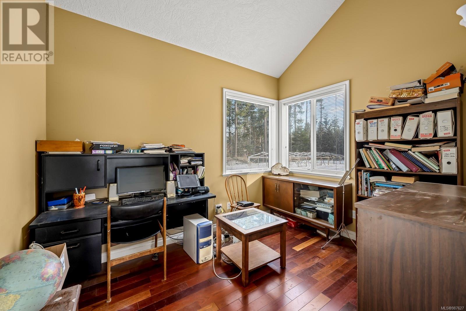 2156 Coleman Rd, Courtenay real estate listing 987627