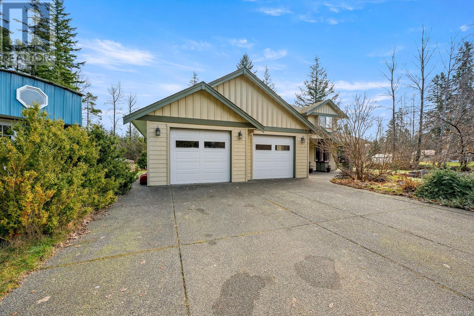 2156 Coleman Rd, Courtenay real estate listing 987627
