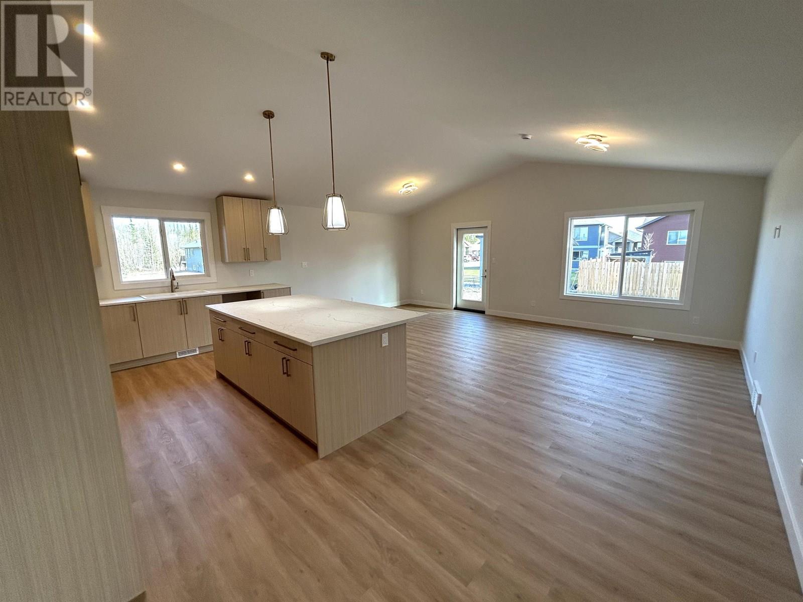 Photo 9 of 5223 Breanna Avenue, Prince George BC