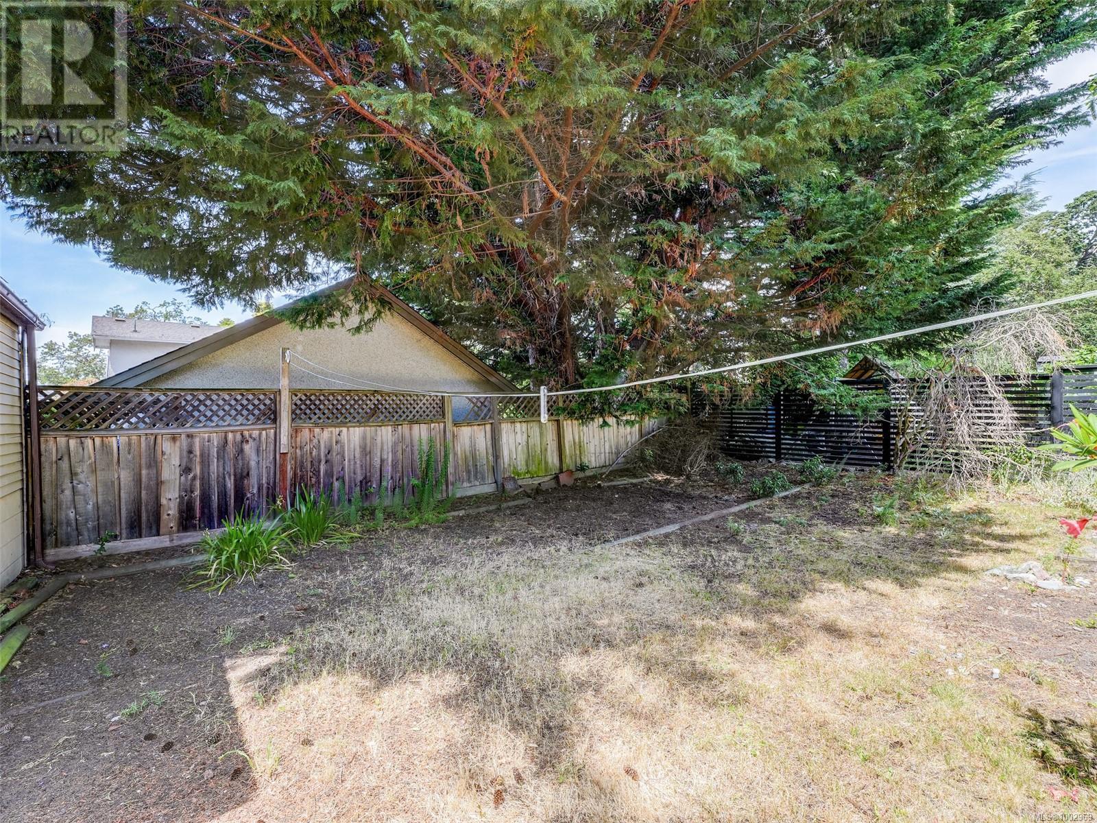 1530 CLIVE DR - Image 27