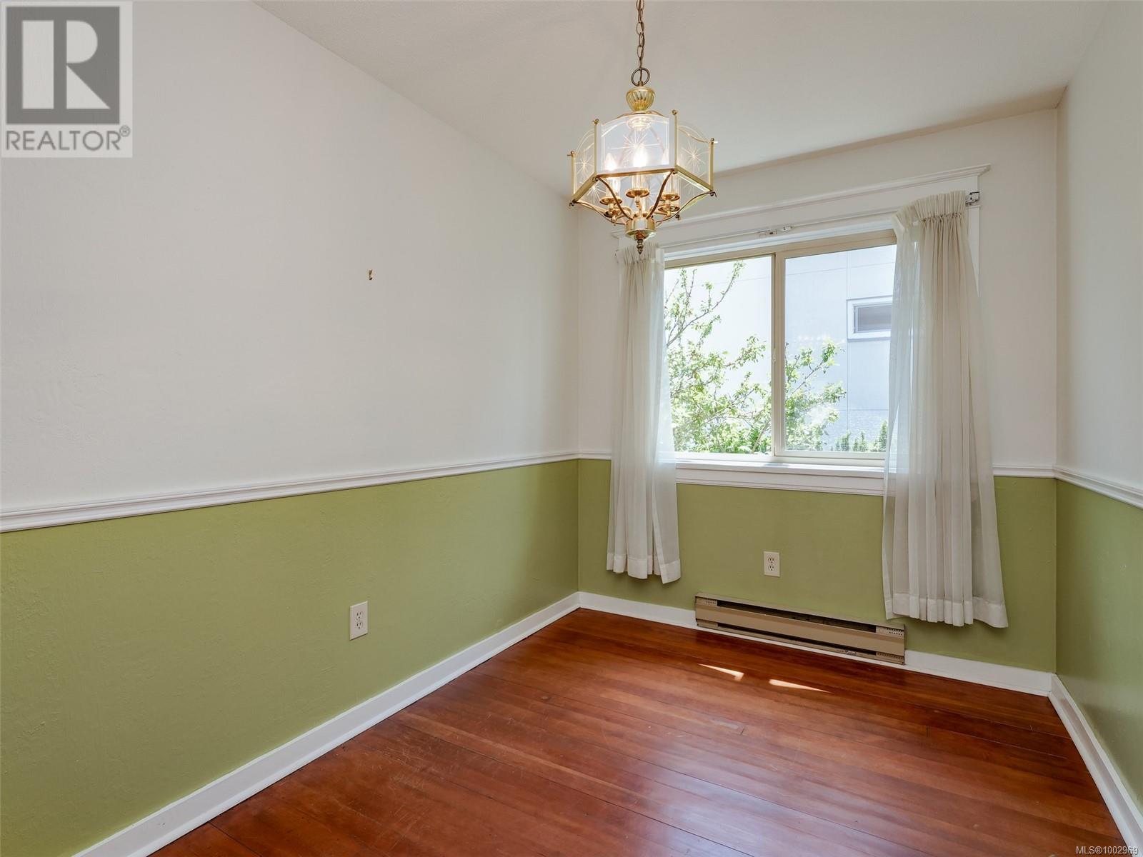 1530 CLIVE DR - Image 10
