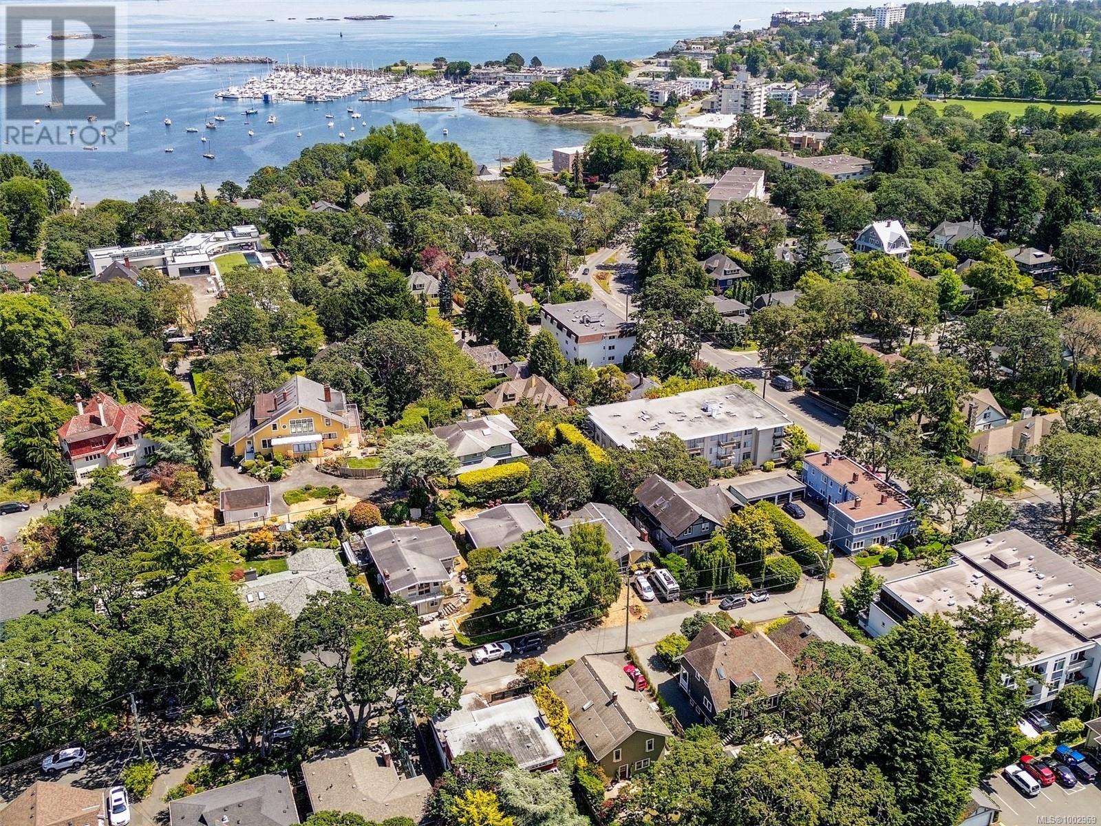 1530 CLIVE DR - Image 34