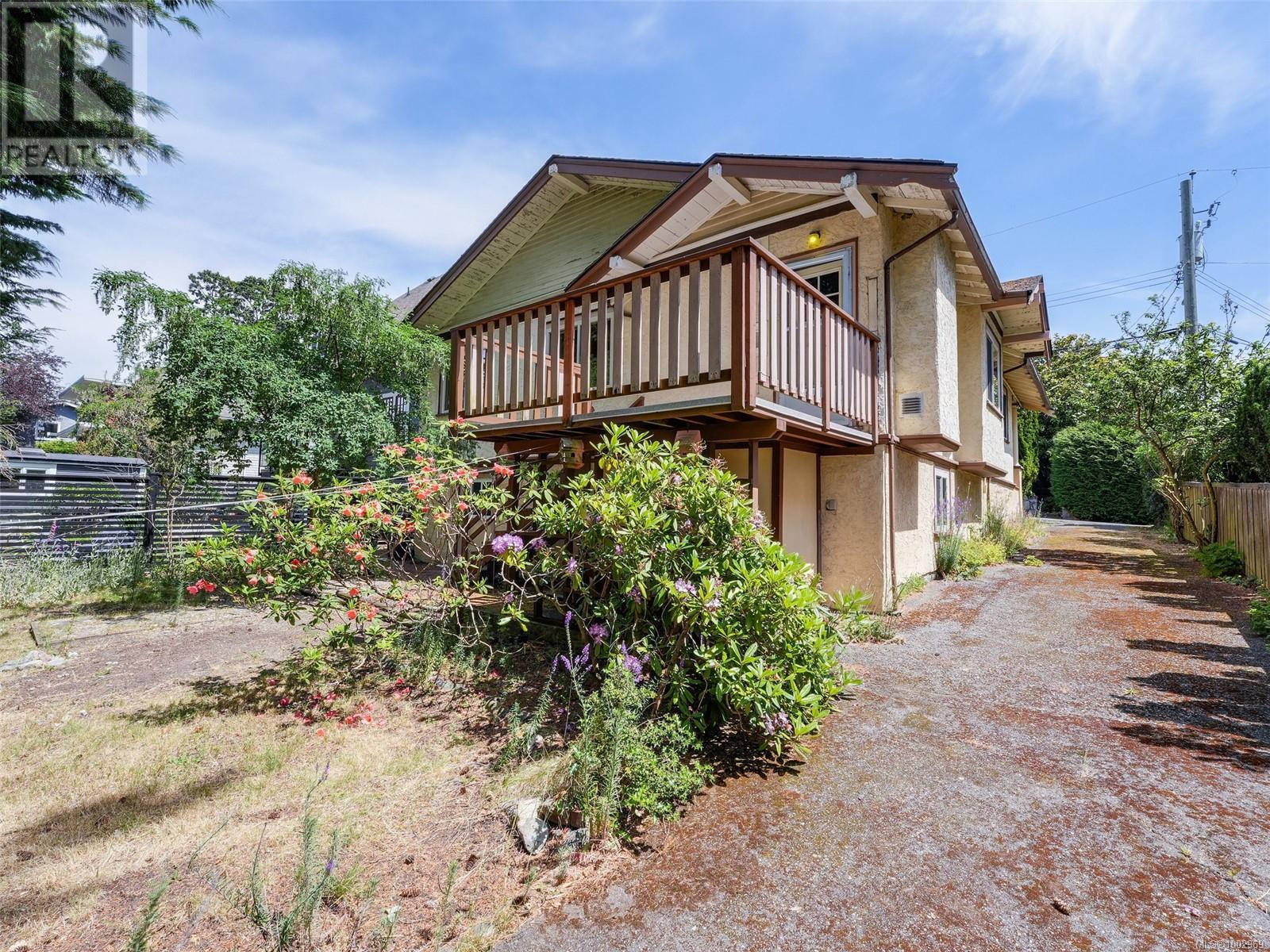 1530 CLIVE DR - Image 28