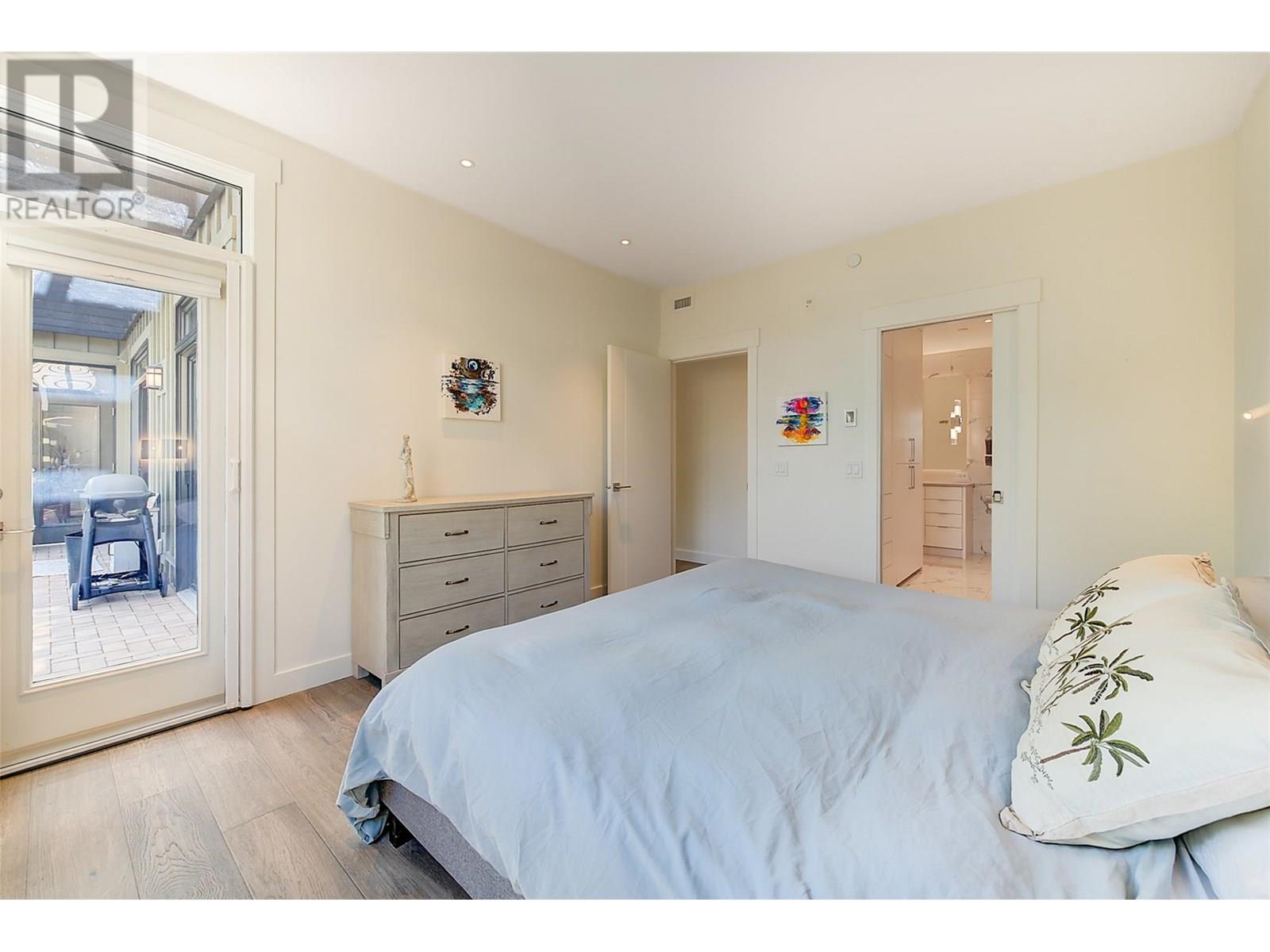 302 2901 Abbott Street, Kelowna