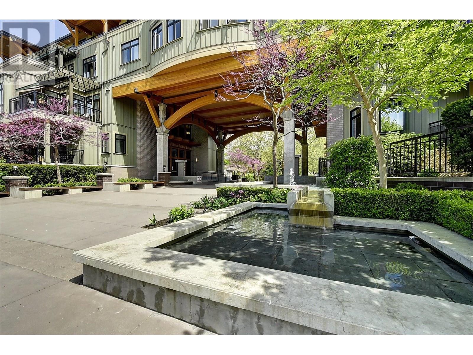 302 2901 Abbott Street, Kelowna