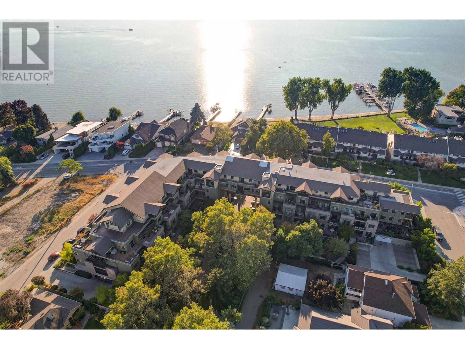 302 2901 Abbott Street, Kelowna