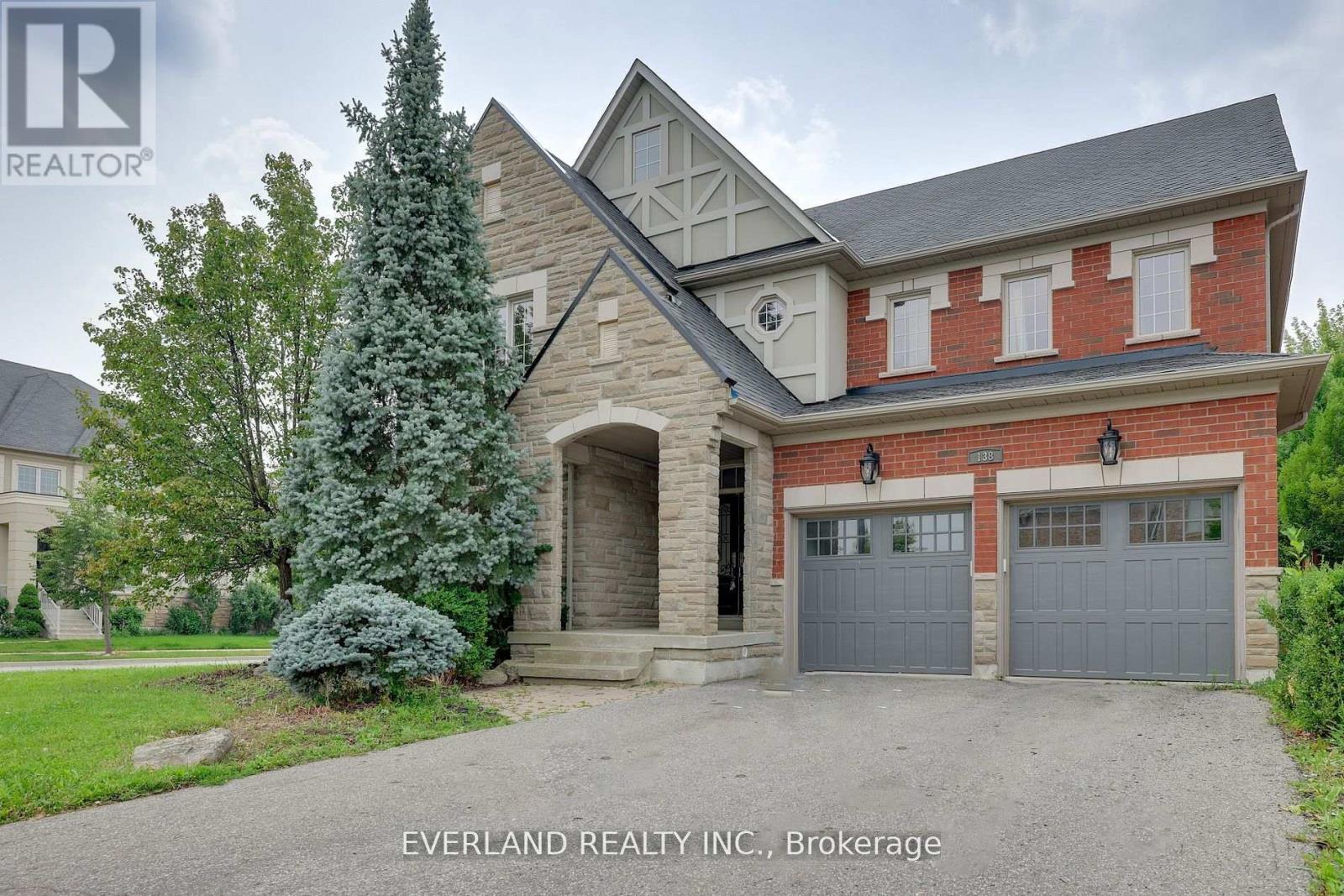 Single Family House for Sale in  LADY FENYROSE AVENUE Vaughan (Patterson) 