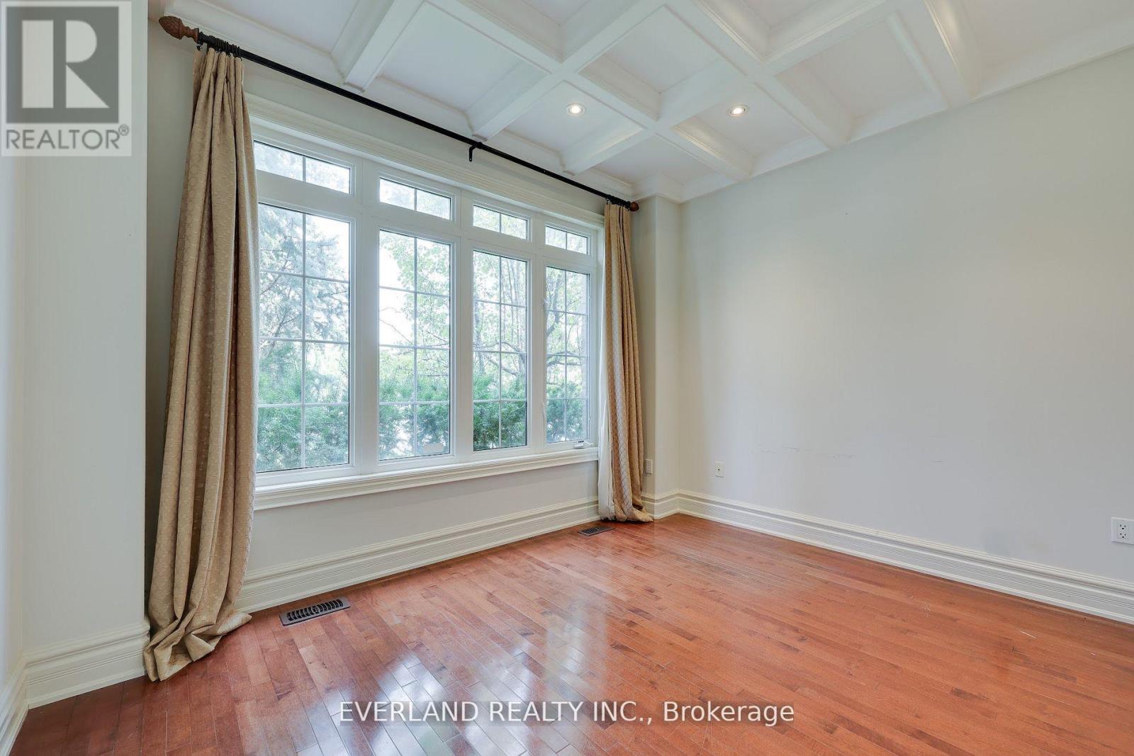 Single Family House for Sale in  LADY FENYROSE AVENUE Vaughan (Patterson) 