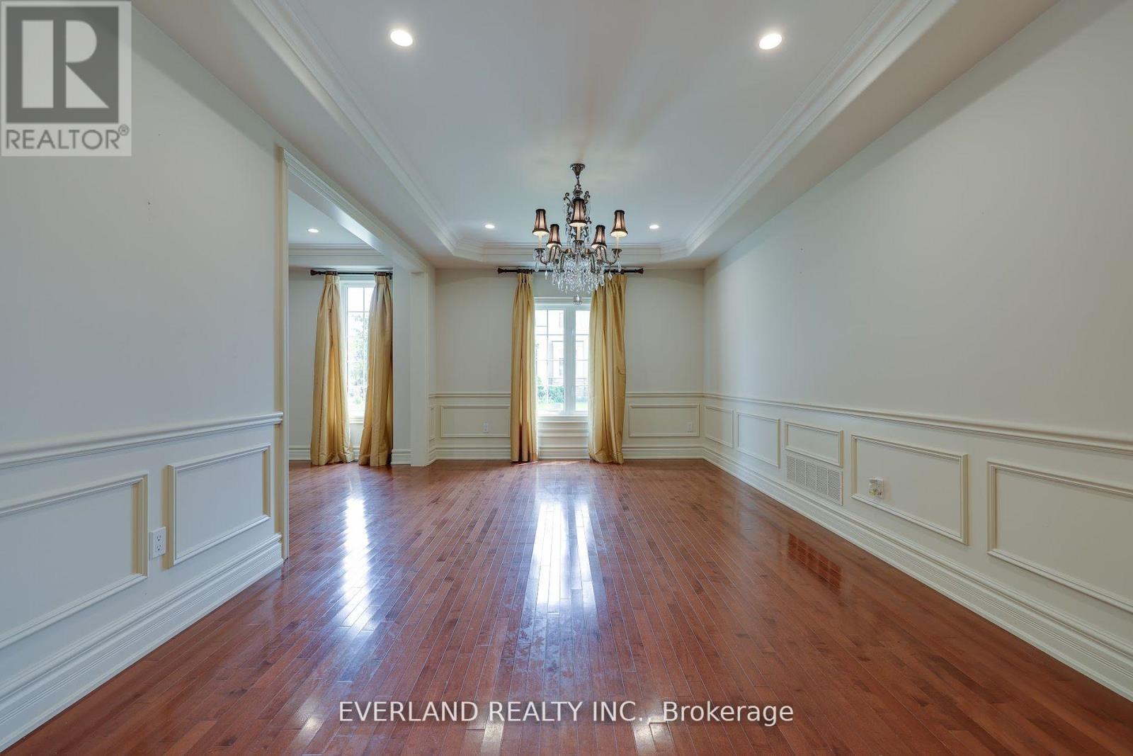 Single Family House for Sale in  LADY FENYROSE AVENUE Vaughan (Patterson) 