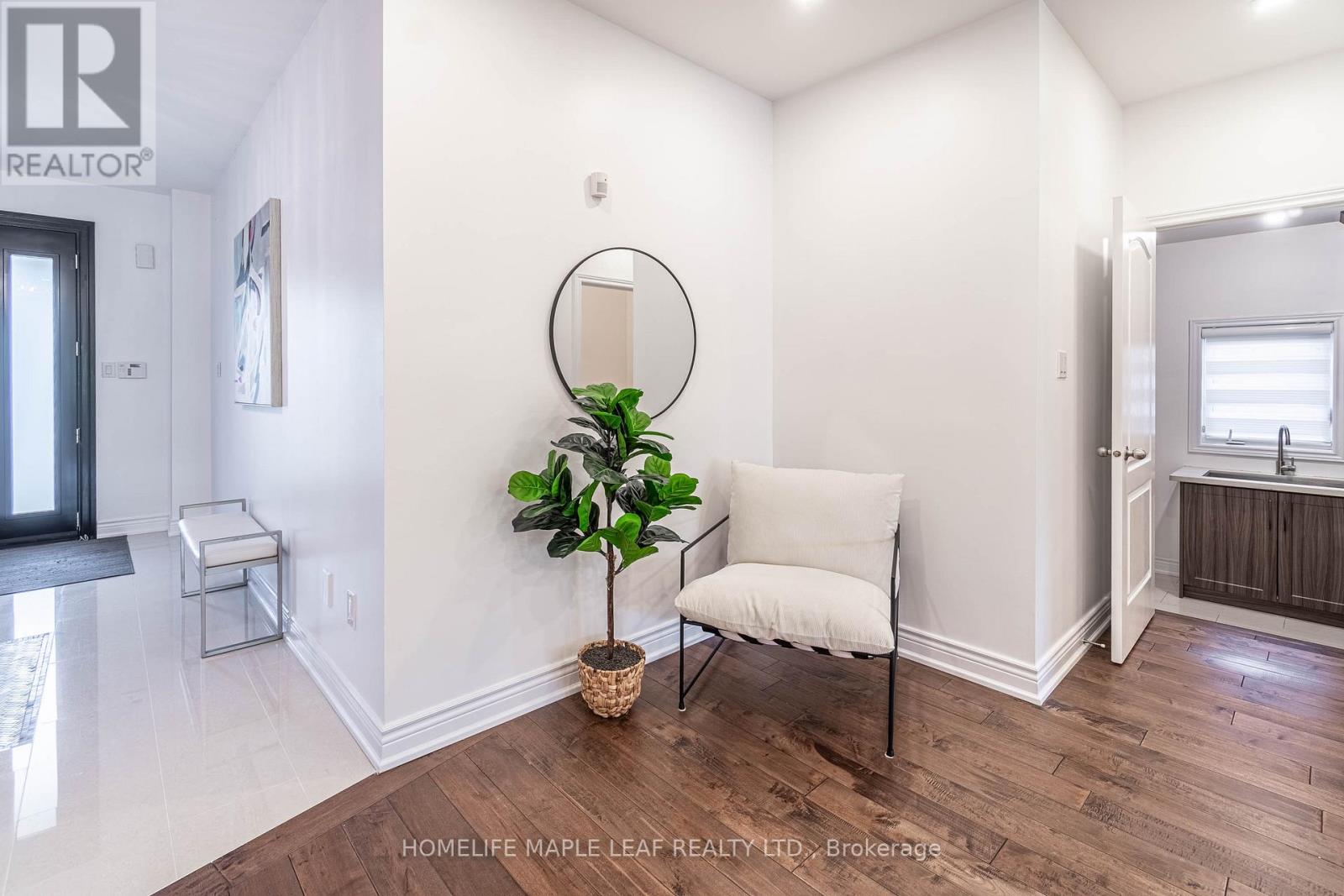 Single Family House for Sale in  MAURIER BOULEVARD Vaughan (Patterson) 